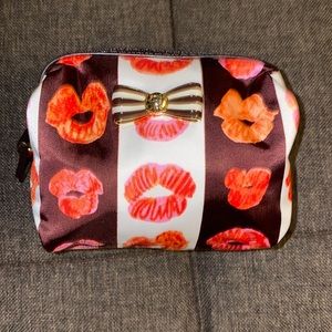 Henri Bendel Sealed With a Kiss Mini Dopp Kit